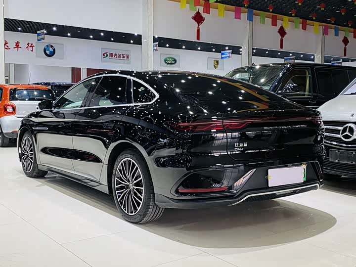 Фото 15 - BYD Han