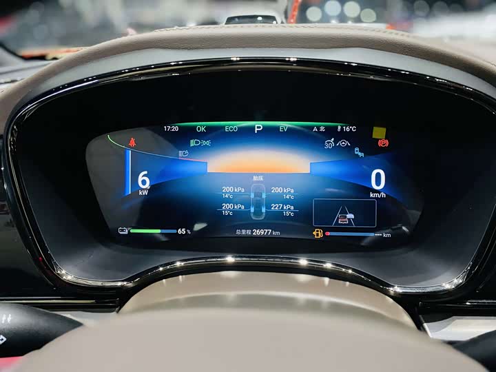 Фото 7 - BYD Han