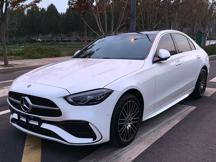 Фото 1 - Mercedes-Benz C-Class