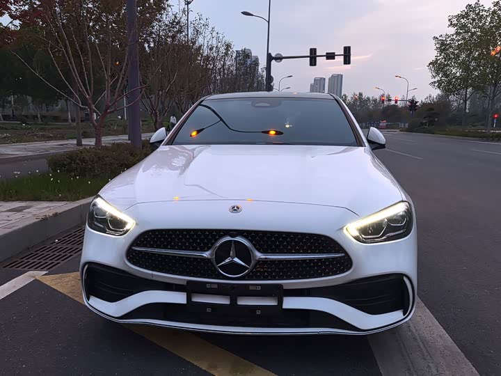 Фото 2 - Mercedes-Benz C-Class