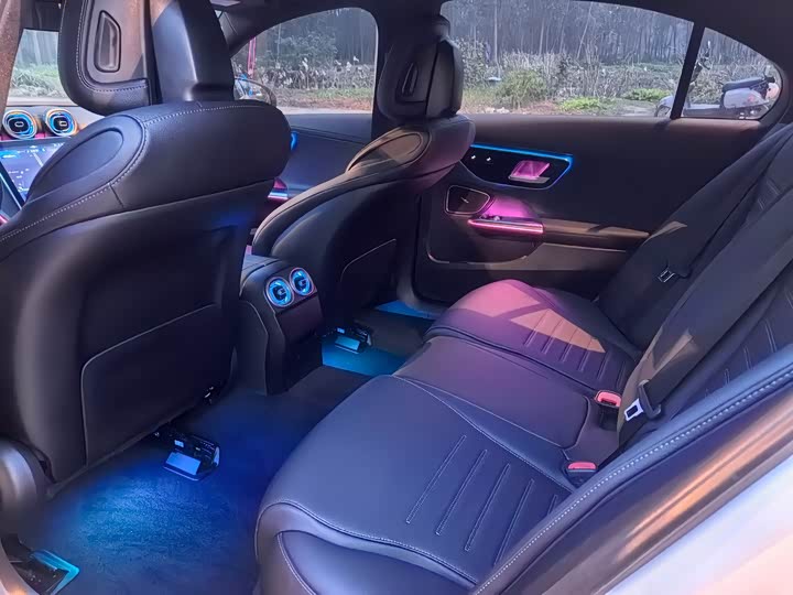 Фото 7 - Mercedes-Benz C-Class