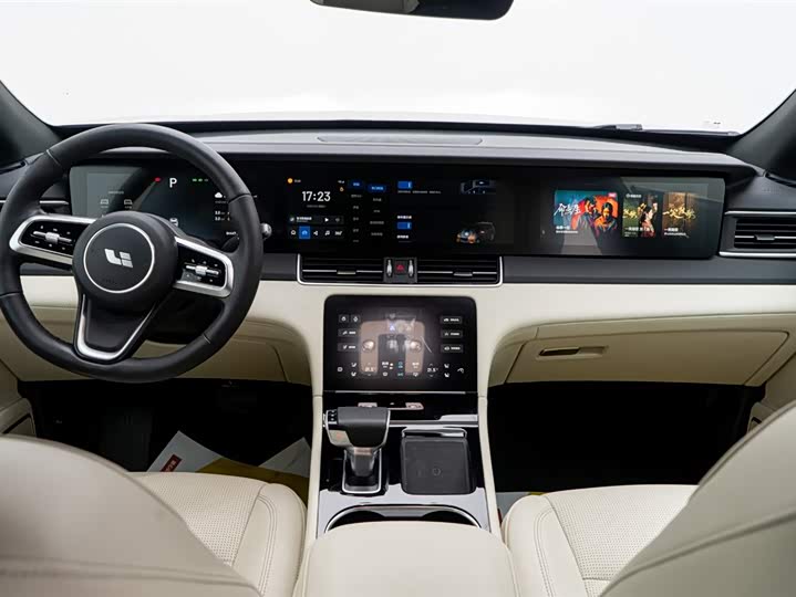 Фото 17 - LiXiang One