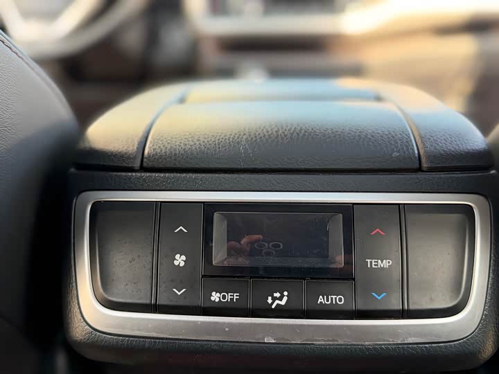 Фото 9 - Toyota Highlander