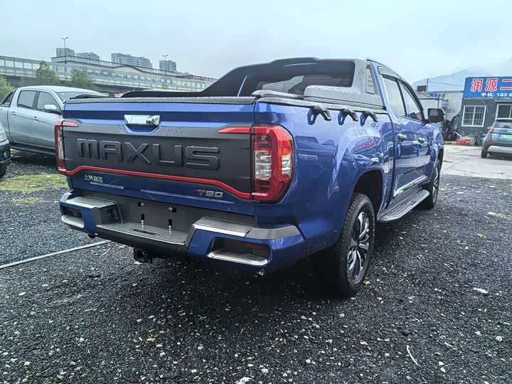 Фото 7 - Maxus T90