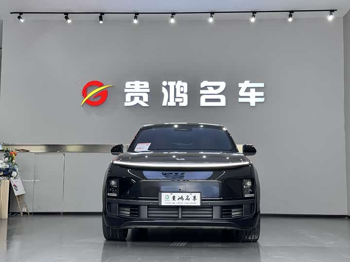 Фото 1 - LiXiang L9