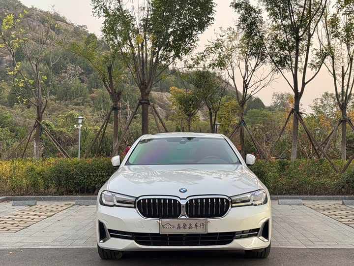 Фото 2 - BMW 5 Series