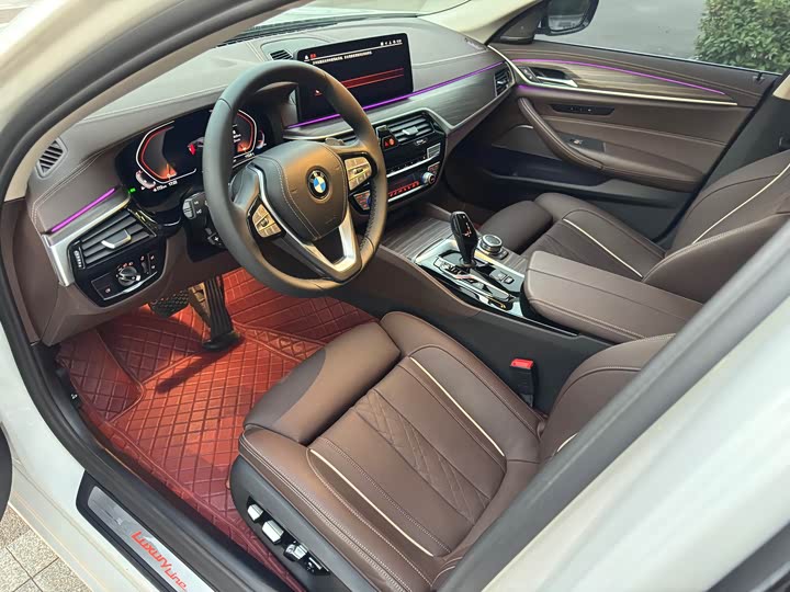 Фото 4 - BMW 5 Series