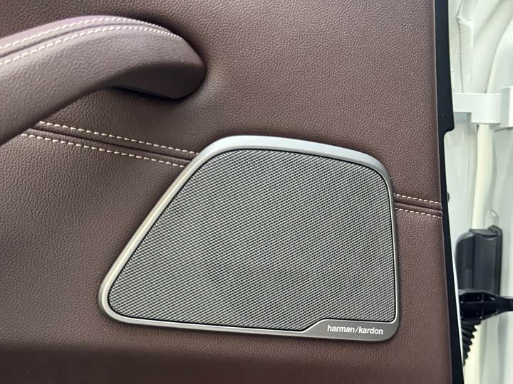 Фото 7 - BMW 5 Series