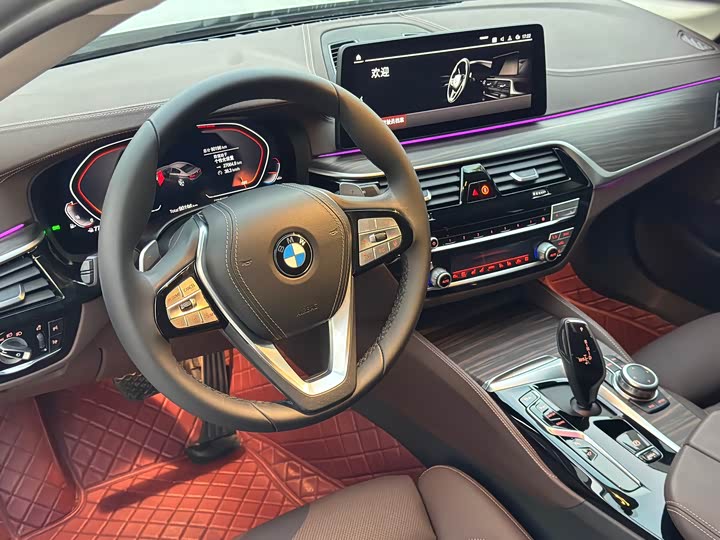 Фото 8 - BMW 5 Series