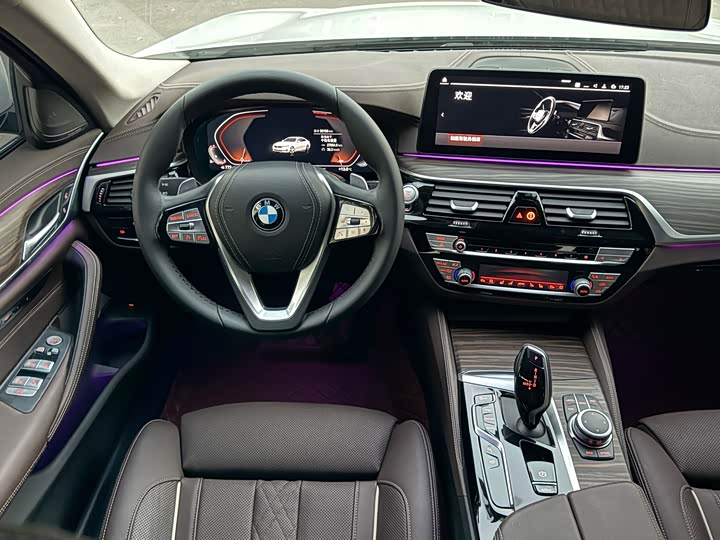 Фото 9 - BMW 5 Series