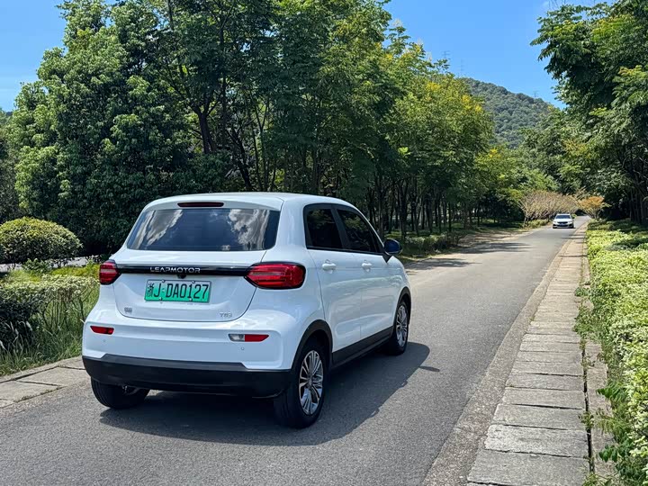 Фото 14 - Leapmotor T03