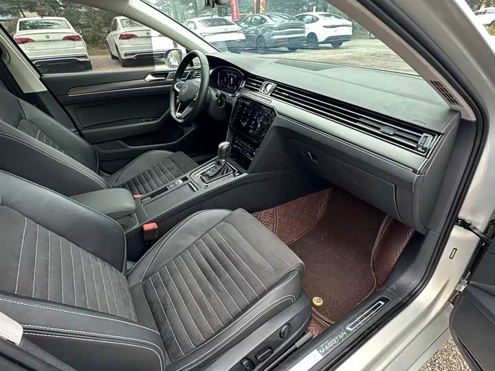 Фото 6 - Volkswagen Magotan