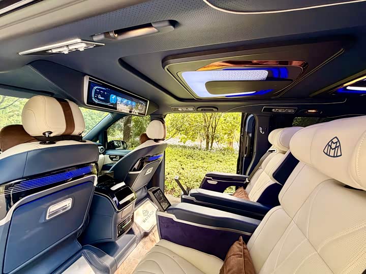 Фото 9 - Mercedes-Benz Vito