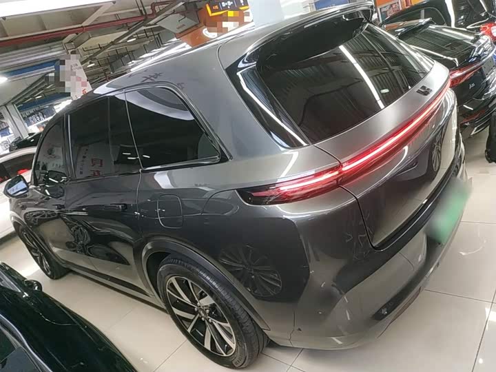 Фото 5 - LiXiang L8