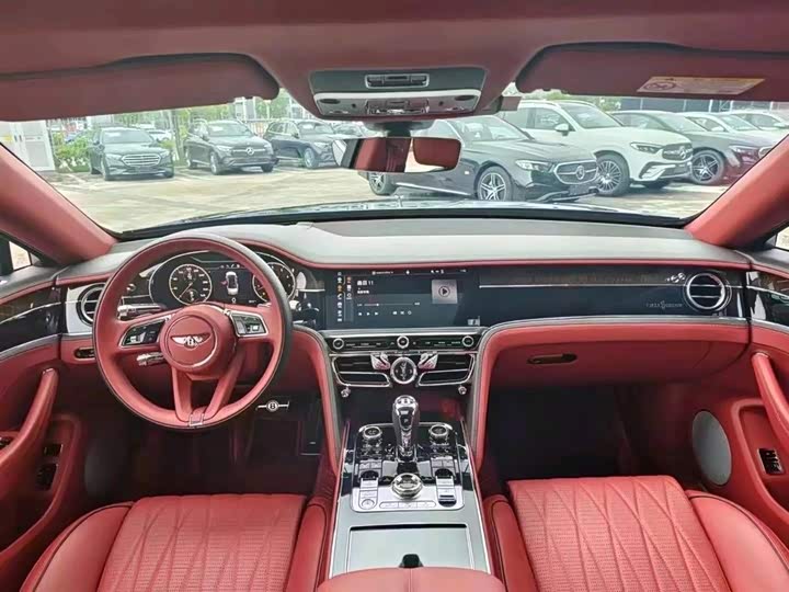 Фото 7 - Bentley Flying Spur