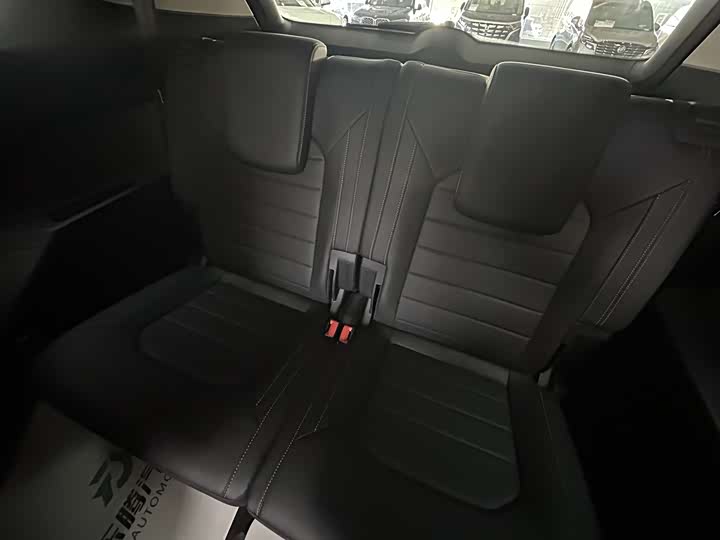 Фото 19 - Volkswagen Talagon