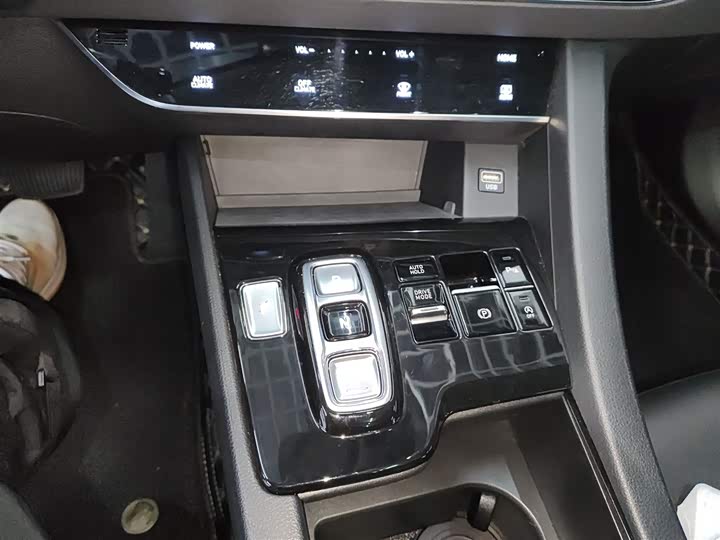 Фото 14 - Hyundai Sonata N Line