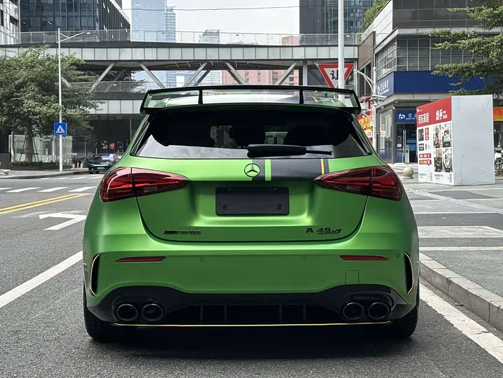 Фото 16 - Mercedes-Benz A-Class AMG