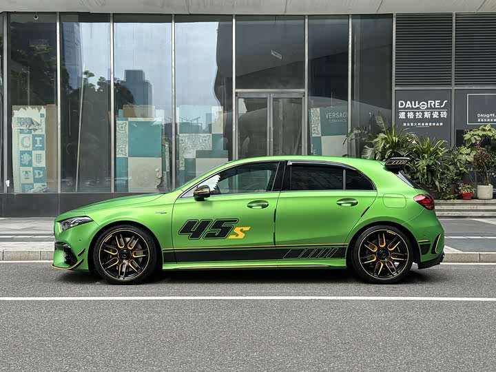 Фото 3 - Mercedes-Benz A-Class AMG