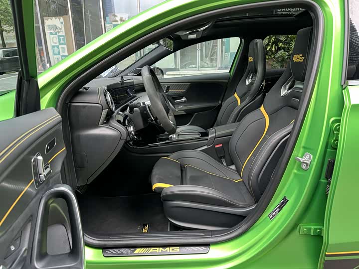 Фото 4 - Mercedes-Benz A-Class AMG