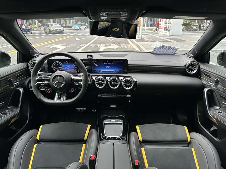 Фото 6 - Mercedes-Benz A-Class AMG