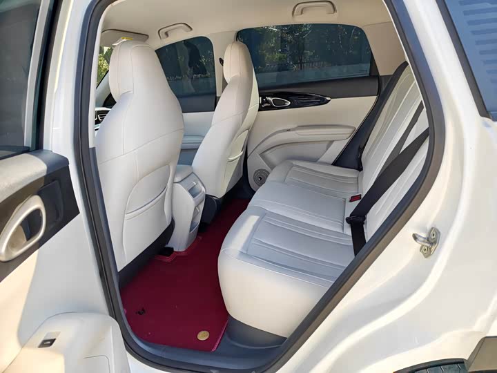 Фото 10 - Geely Galaxy Geome