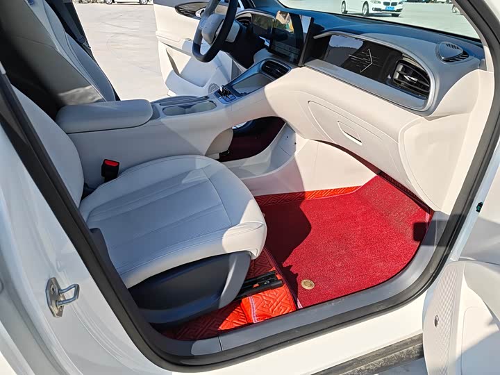 Фото 12 - Geely Galaxy Geome