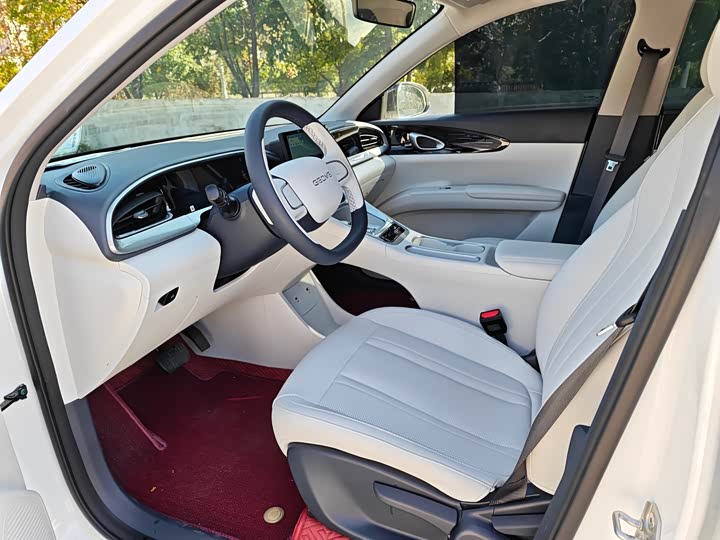 Фото 9 - Geely Galaxy Geome