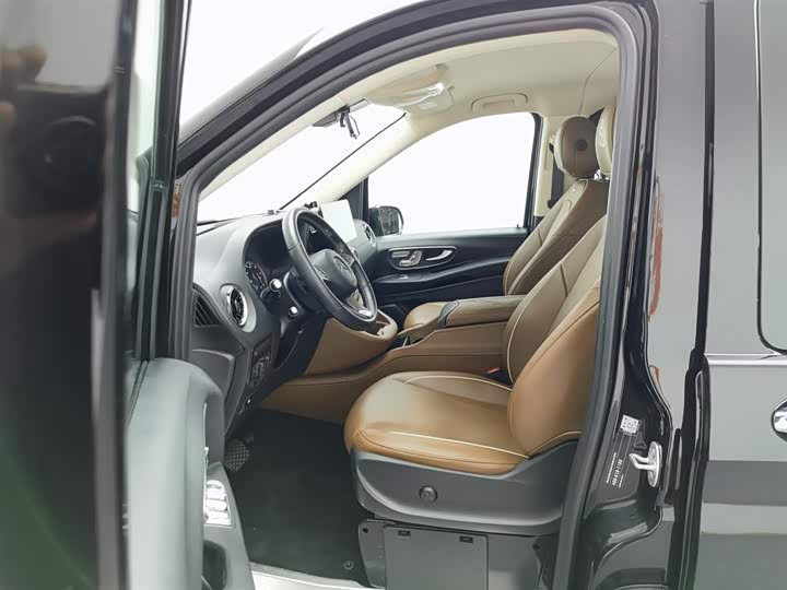 Фото 10 - Mercedes-Benz Vito
