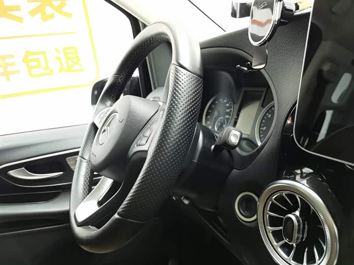 Фото 22 - Mercedes-Benz Vito