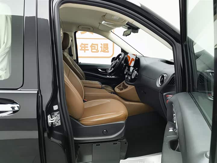 Фото 23 - Mercedes-Benz Vito