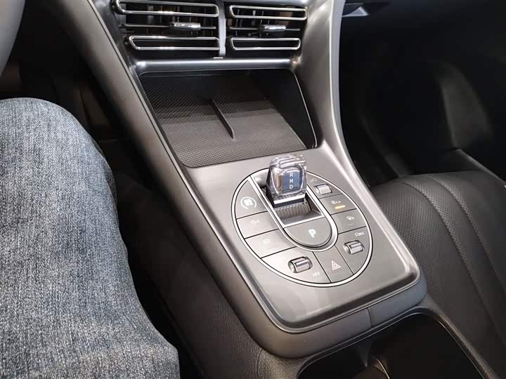 Фото 14 - BYD Sea Lion 05 DM-i Hybrid