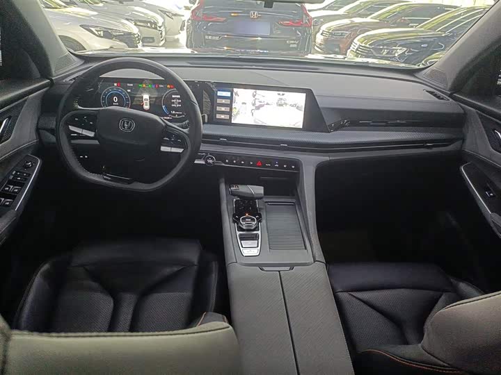 Фото 10 - Changan CS75 Plus