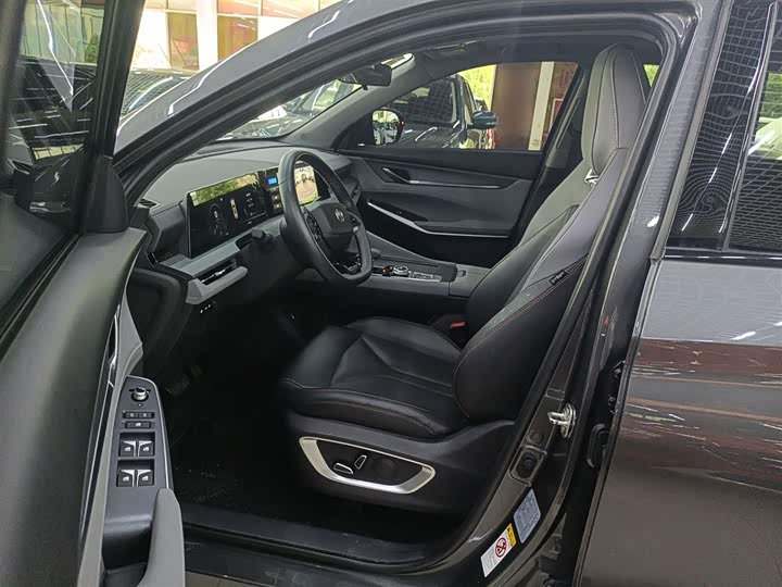 Фото 16 - Changan CS75 Plus