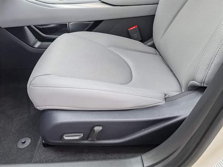 Фото 20 - XPeng Mona M03