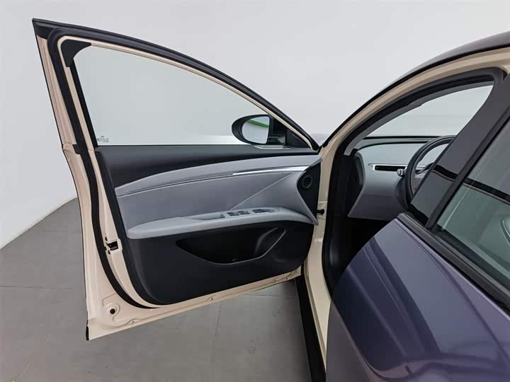 Фото 8 - XPeng Mona M03