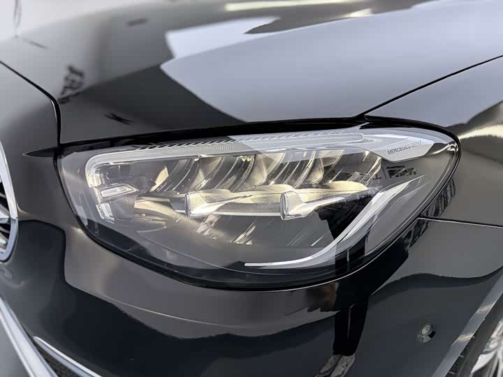 Фото 29 - Mercedes-Benz E-Class Hybrid