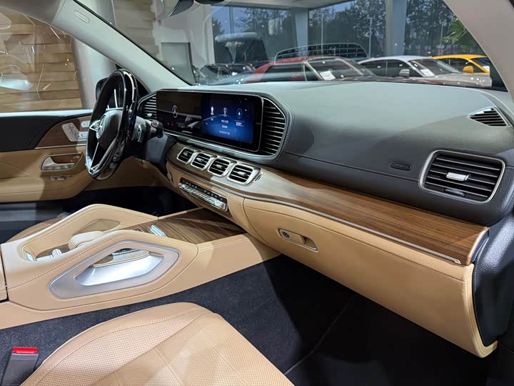 Фото 14 - Mercedes-Benz GLS-Class