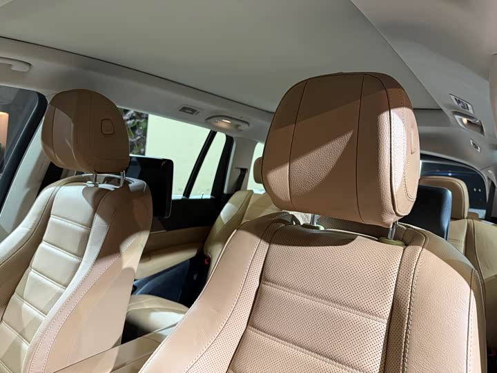 Фото 15 - Mercedes-Benz GLS-Class