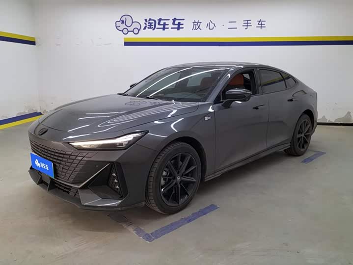 Фото 1 - Changan UNI-V Hybrid