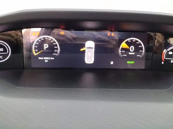 Фото 14 - Changan UNI-V Hybrid