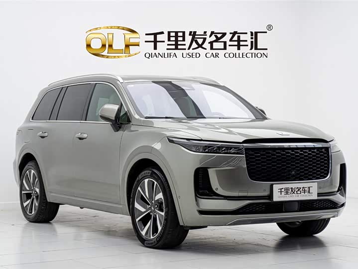 Фото 15 - LiXiang One