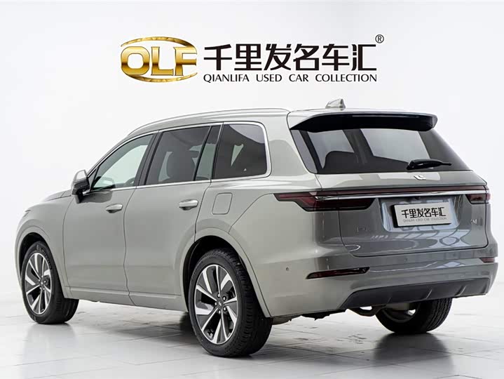 Фото 16 - LiXiang One