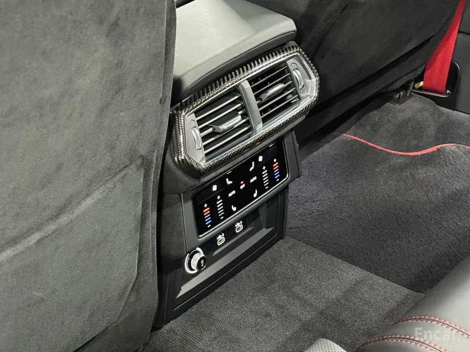 Фото 13 - Lamborghini Urus