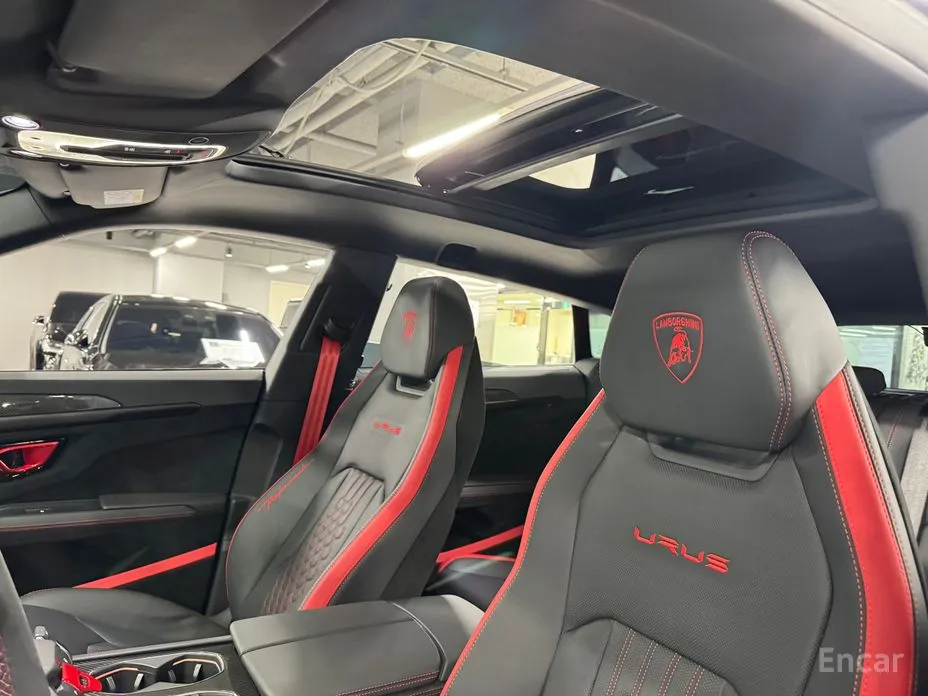 Фото 14 - Lamborghini Urus