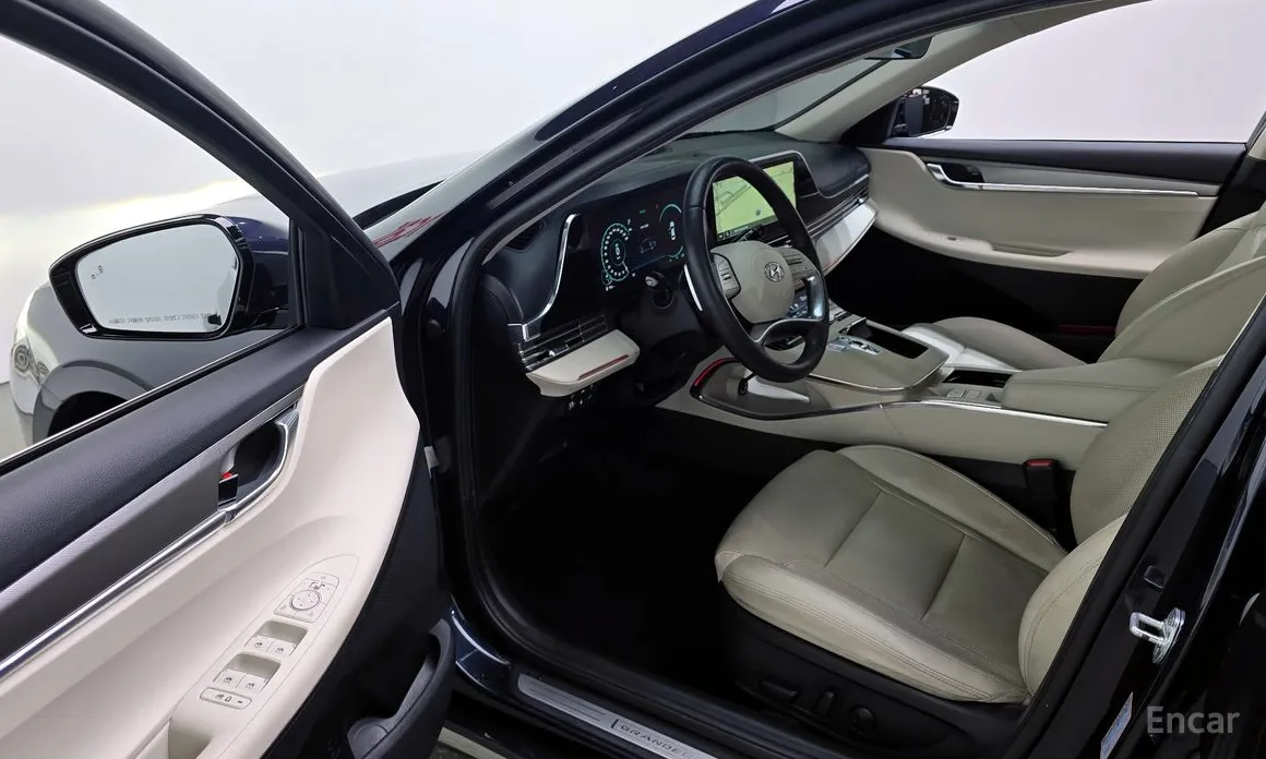 Фото 10 - Hyundai Grandeur