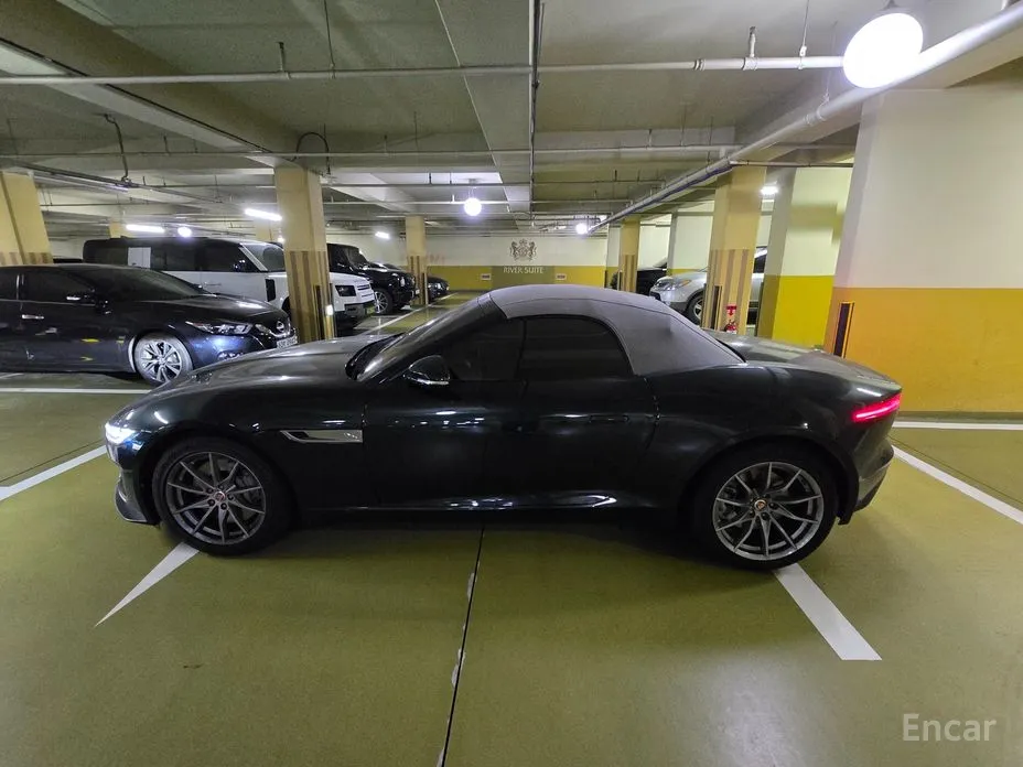 Фото 3 - Jaguar F-Type