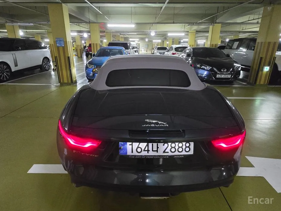 Фото 4 - Jaguar F-Type