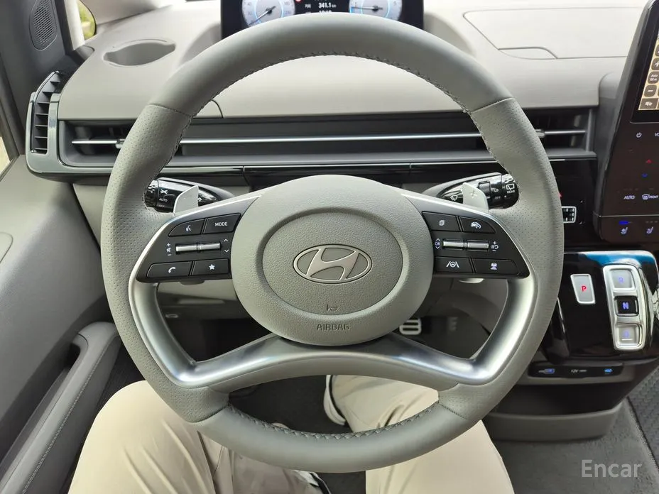 Фото 16 - Hyundai Staria