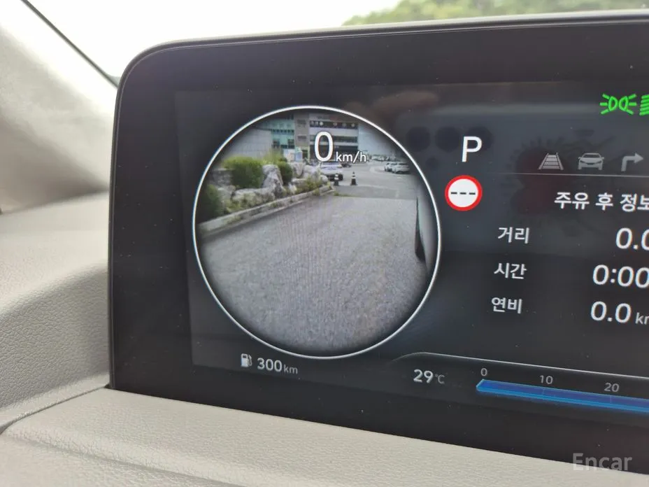 Фото 18 - Hyundai Staria